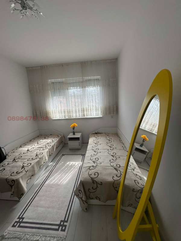 Дава под наем 2-стаен, гр. кърджали, център