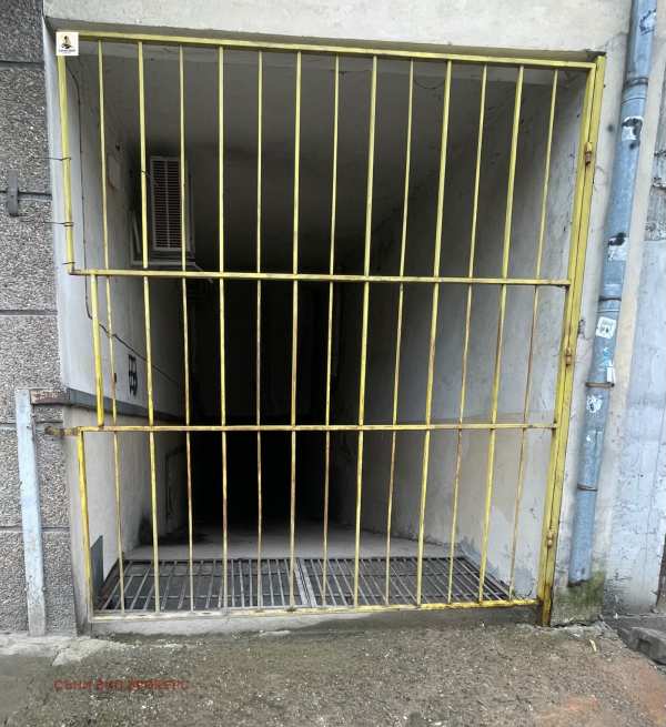 Дава под наем гараж, паркомясто, гр. плевен, идеален център