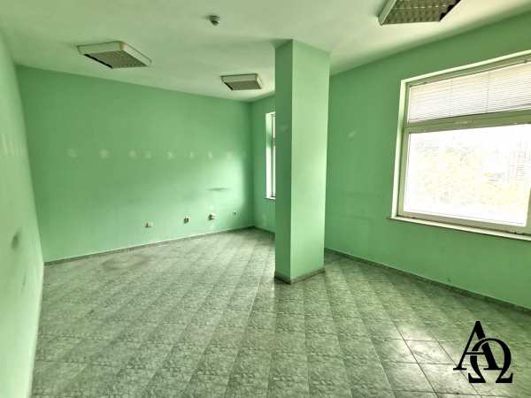 Дава под наем офис, гр. русе, здравец изток