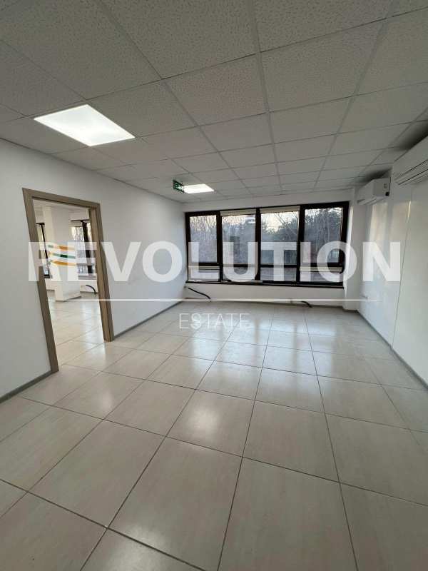 Дава под наем офис, гр. варна, трошево