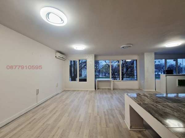 Дава под наем офис, гр. варна, лятно кино тракия