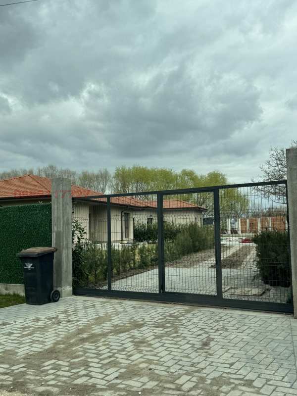 Дава под наем къща, с. войводиново, област пловдив