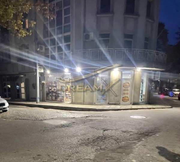 Дава под наем магазин, гр. пловдив, център
