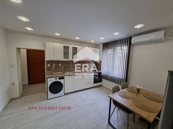 Дава под наем 3-стаен, гр. плевен, широк център