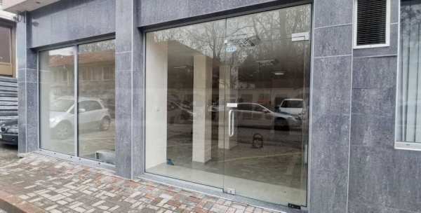 Дава под наем магазин, гр. пловдив, център