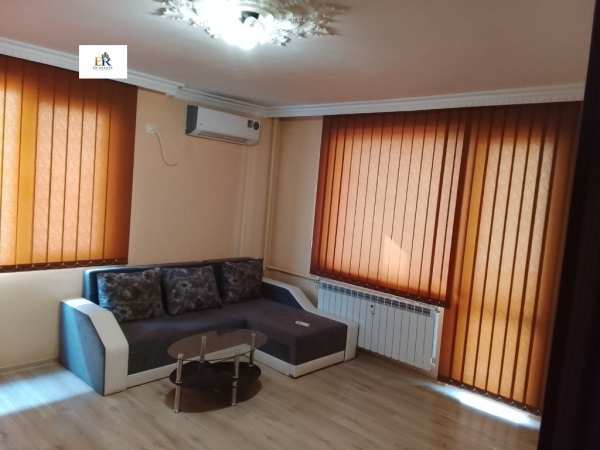 Дава под наем 3-стаен, гр. плевен, идеален център