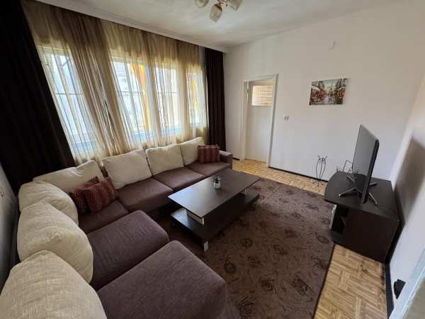 Дава под наем 3-стаен, гр. бургас, възраждане