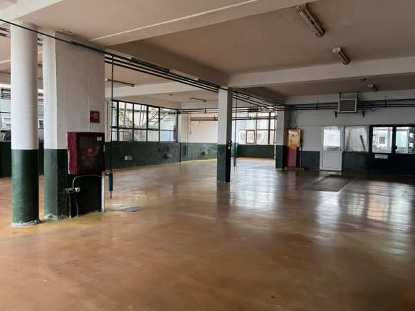 Дава под наем склад, гр. шумен, промишлена зона