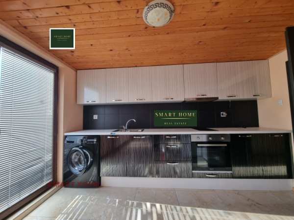 Дава под наем  многостаен град Велико Търново, Център
      90 кв.м