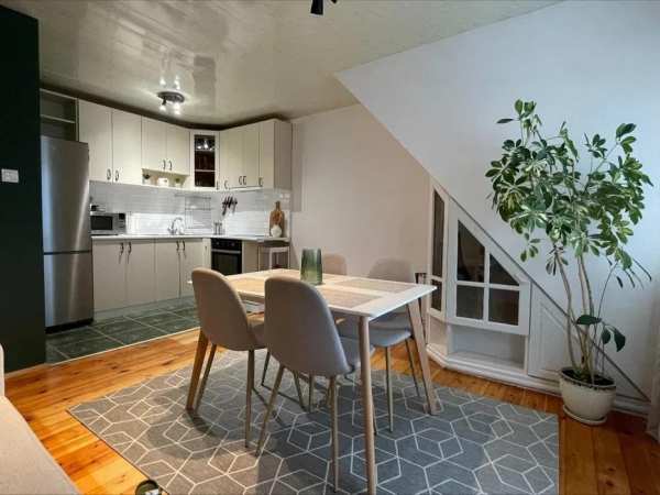 Дава под наем 3-стаен, гр. варна, левски 1