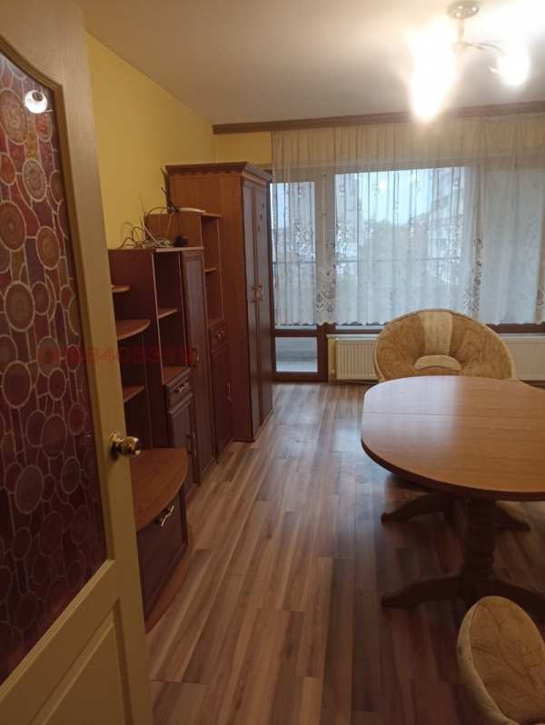 Дава под наем  3-стаен град Сливен, Дружба
      100 кв.м