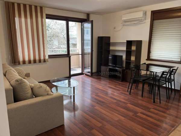 Дава под наем 2-стаен, гр. бургас, център