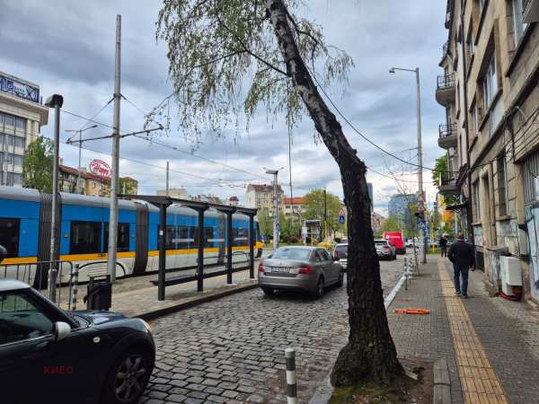 Дава под наем магазин, гр. софия, център