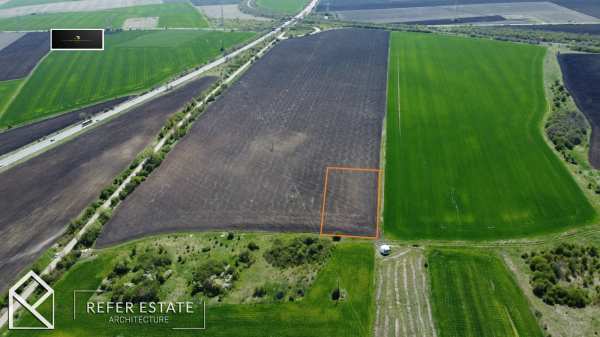 Продава парцел, с. храбърско, област софия област