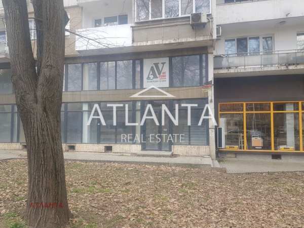 Продава магазин, гр. добрич, център
