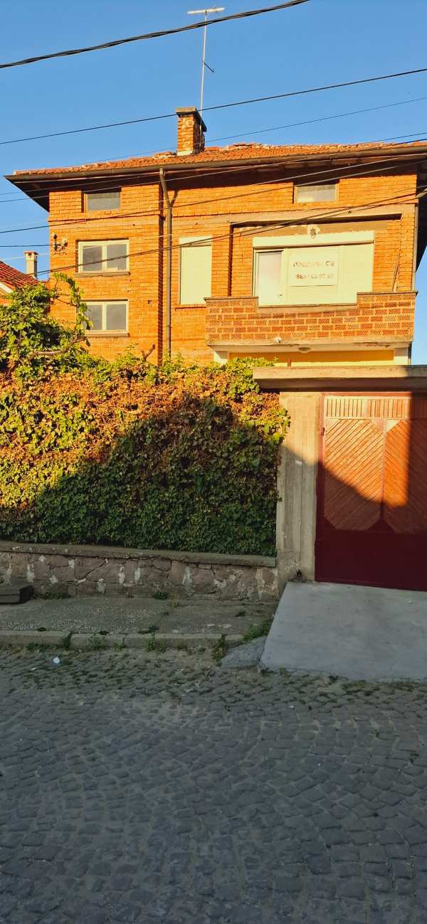 Продава къща, гр. пещера, област пазарджик