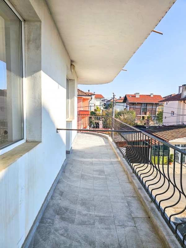 Продава  многостаен гр. Ахелой, област Бургас
      143 кв.м