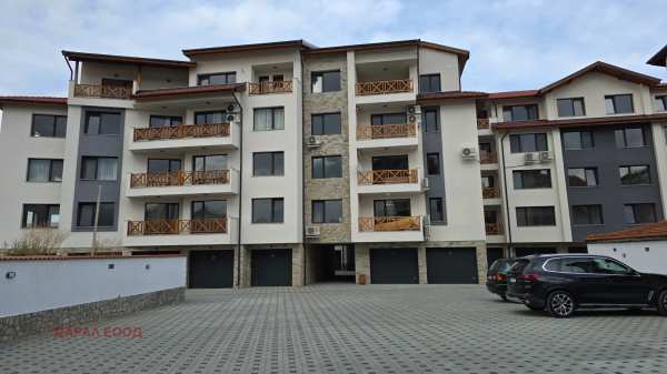 Продава многостаен, гр. велинград, област пазарджик