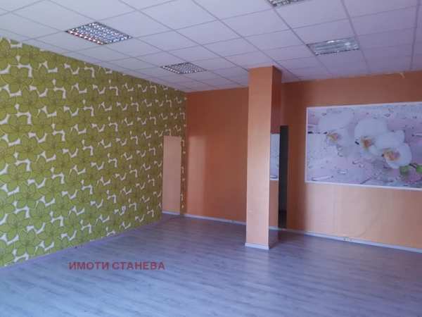 Продава  магазин град Видин, Център
      58 кв.м