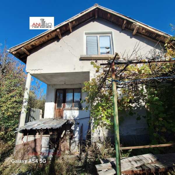 Продава  къща гр. Драгоман, област София
      80 кв.м