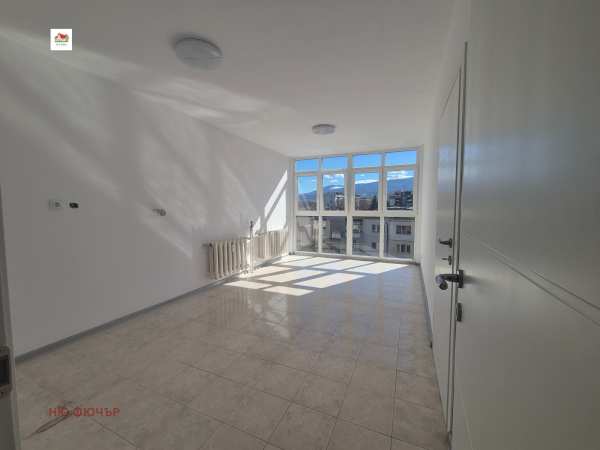 Продава 3-стаен, гр. софия, гео милев