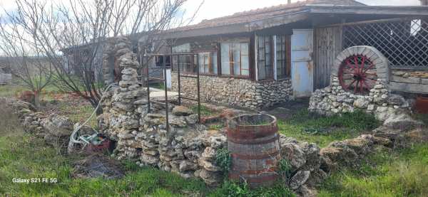 Продава парцел, гр. аксаково, област варна