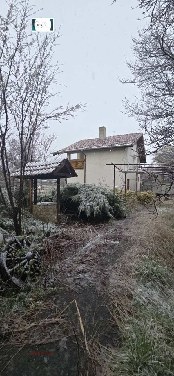 Продава къща, с. бобораци, област перник