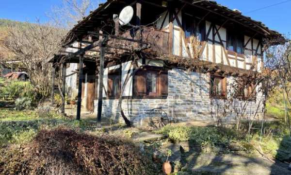 Продава къща, с. лешница, област ловеч