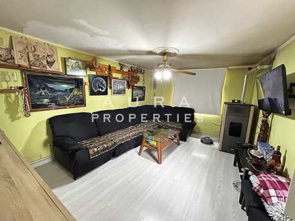 Продава къща, гр. разград, бели лом