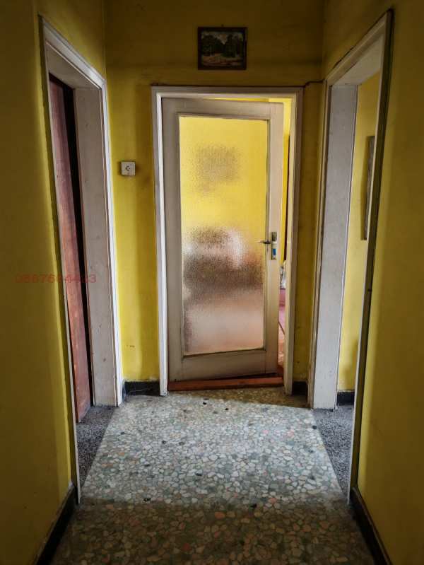 Продава 4-стаен, гр. варна, център