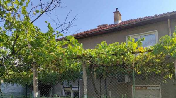 Продава къща, с. първенец, област пловдив
