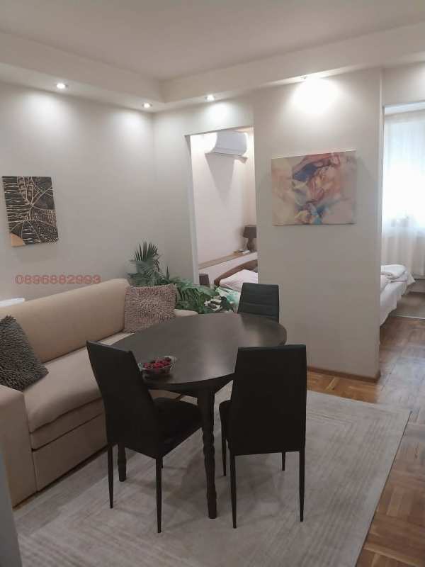 Продава 3-стаен, гр. самоков, област софия област