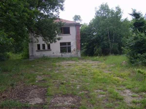 Продава хотел, с. къкрина, област ловеч