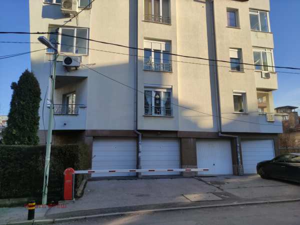 Продава 4-стаен, гр. софия, витоша