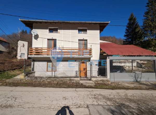 Продава къща, гр. трявна, област габрово