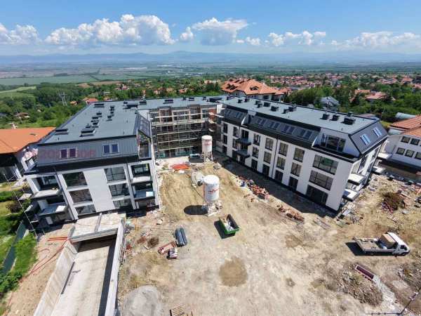 Продава 4-стаен, гр. софия, с. лозен