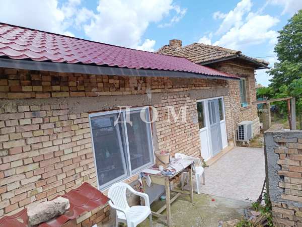 Продава къща, с. върбяне, област шумен