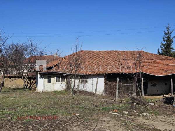 Продава къща, с. черньово, област софия област