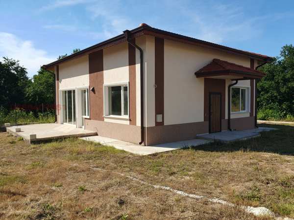 Продава къща, с. приселци, област варна