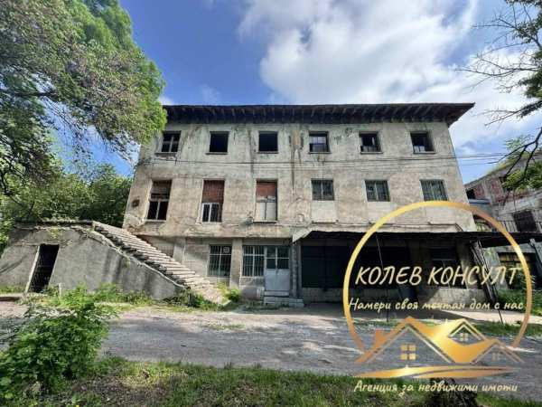 Продава склад, гр. димитровград, област хасково