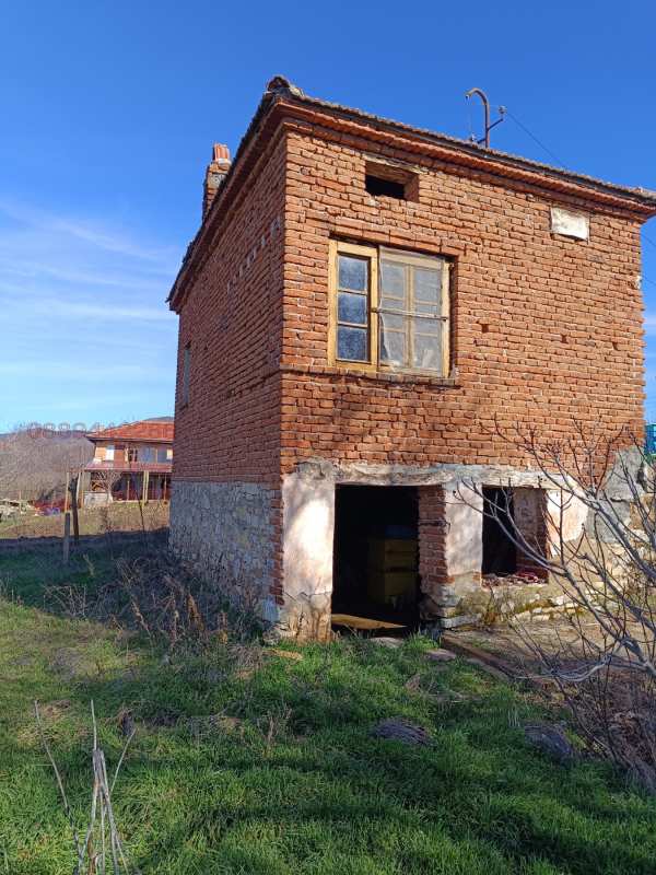 Продава къща, с. лозен, област стара загора