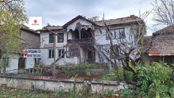 Продава  къща с. Новаково, област Пловдив
      120 кв.м
