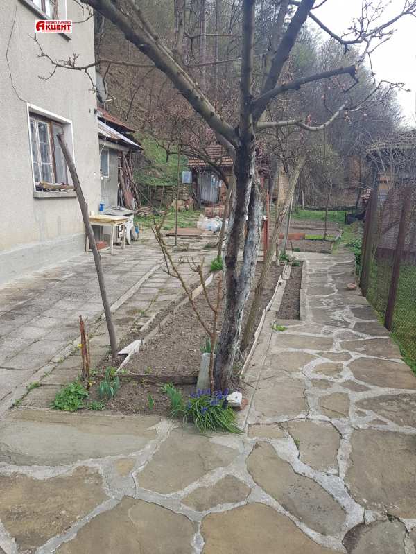 Продава къща, гр. трявна, област габрово