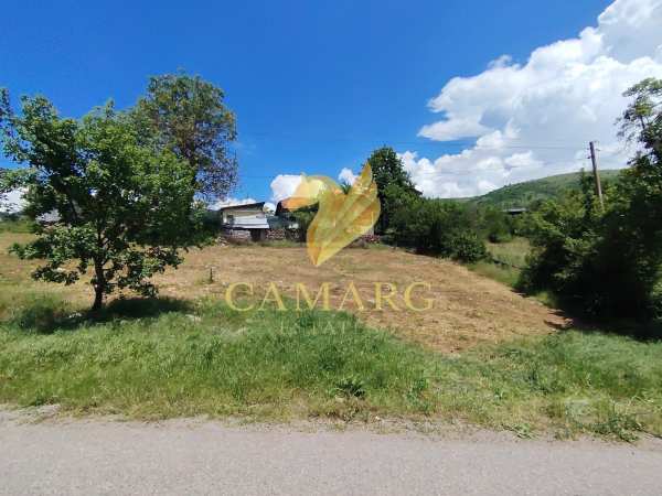 Продава парцел, гр. своге, област софия област