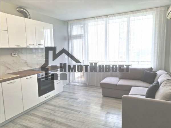 Продава  3-стаен град Ямбол, Център
      72 кв.м