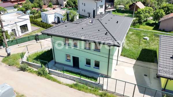Продава къща, гр. перник, изток