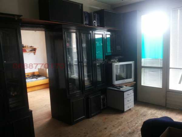 Продава етаж от къща, с. баня, област благоевград