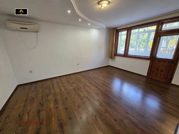 Продава 3-стаен, гр. велинград, област пазарджик