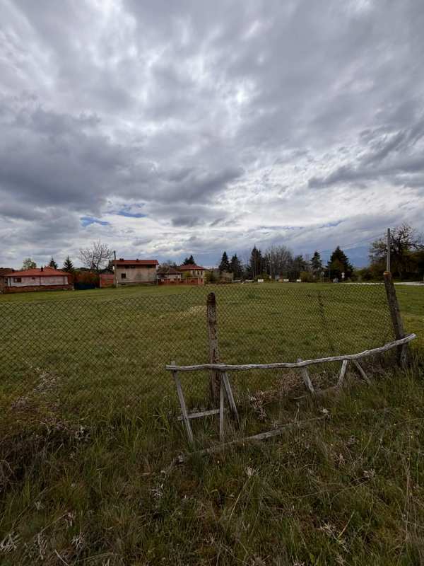Продава парцел, с. гуцал, област софия област