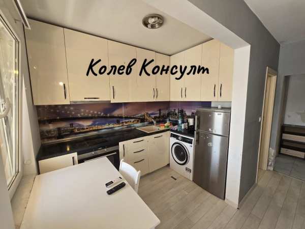 Продава 2-стаен, гр. хасково, училищни